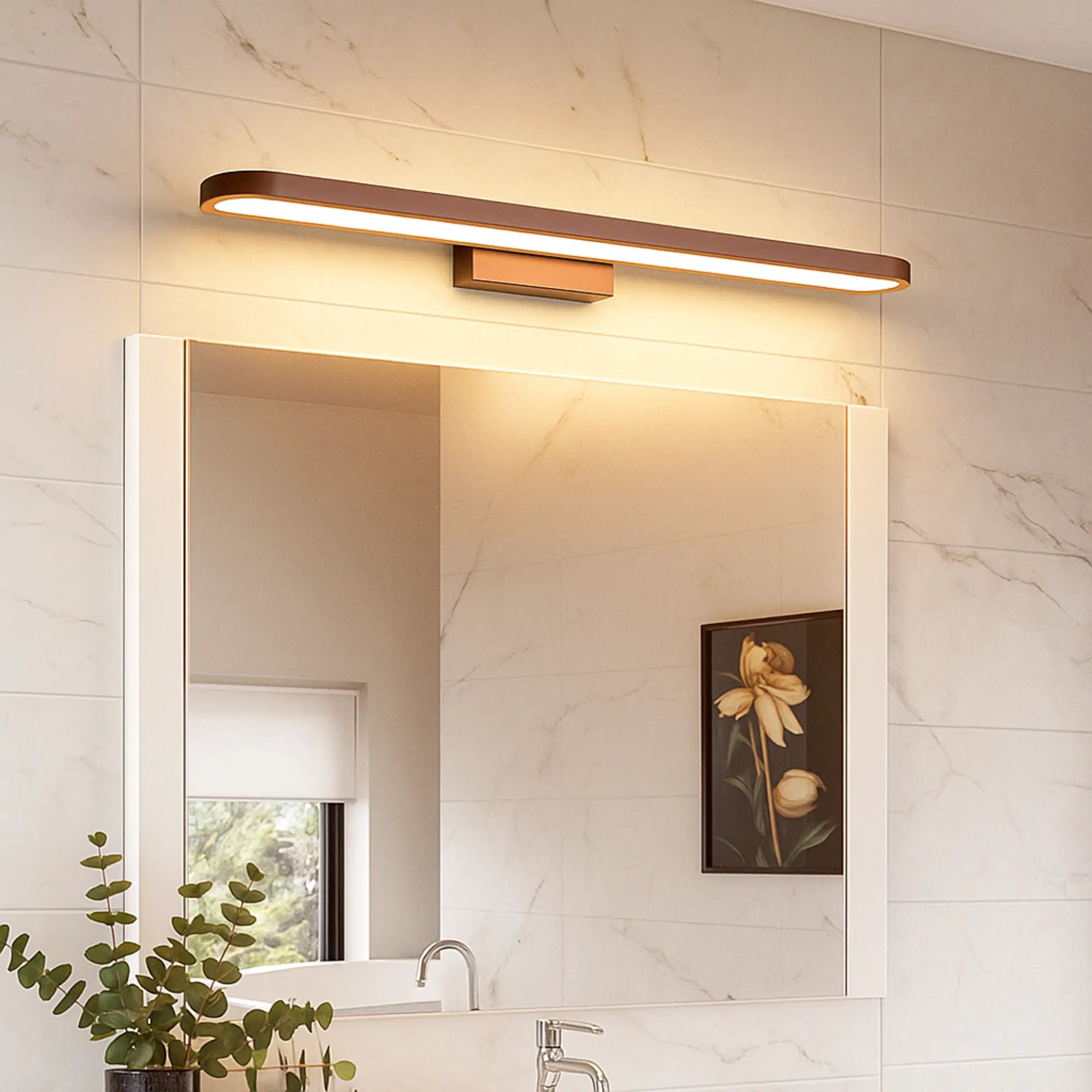 LUMINAIRE MAISON Applique LED marron design fin moderne diffusant une lumière blanche chaude.