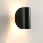 Luminaire mural noir design moderne diffuse lumière LED douce vers le haut et le bas.